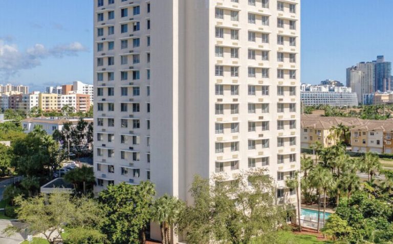 Aventura Sr. Housing Tower Changes Hands