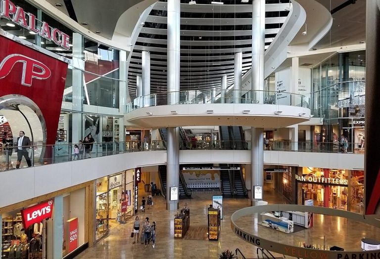 Gen Z Fashion Label Princess Polly Flocks To The Mall With Brick-And-Mortar Expansion Plans