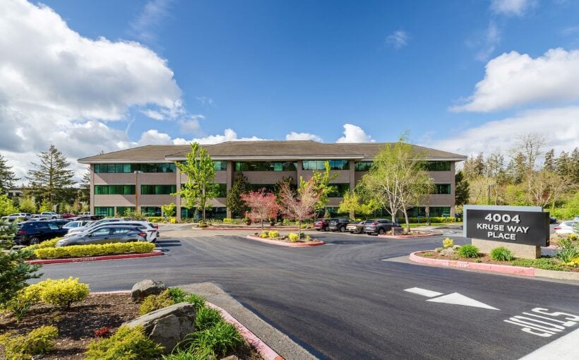 JLL Facilitates Sale of Lake Oswego MOB