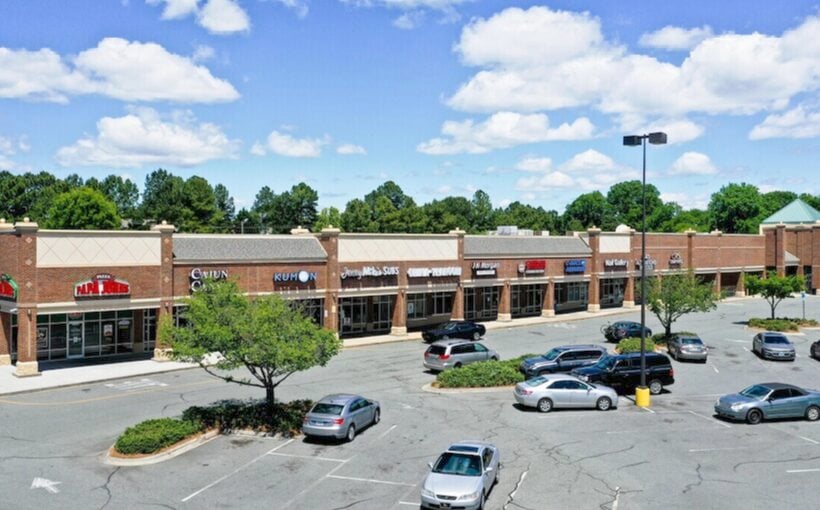 Steele Creek shopping trades for $16.9M