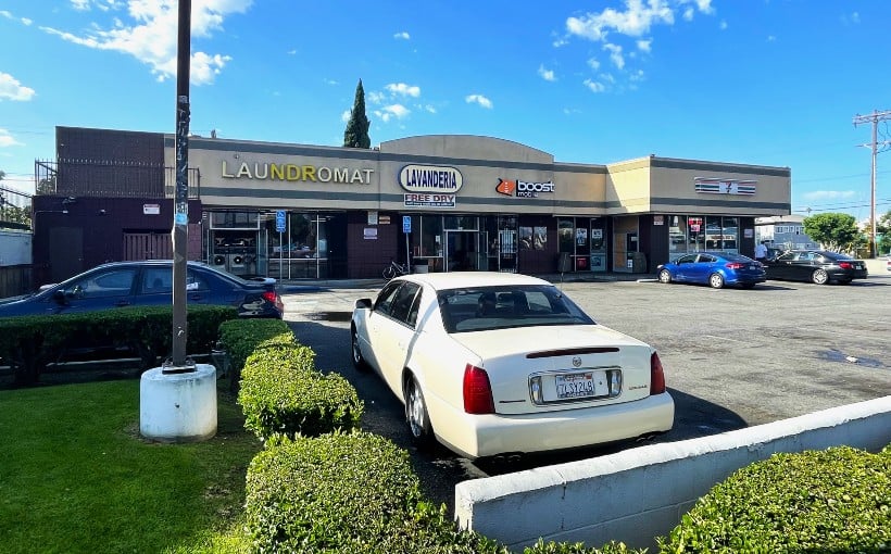 Triple-Net LA Retail Plaza Sells to Local Investor