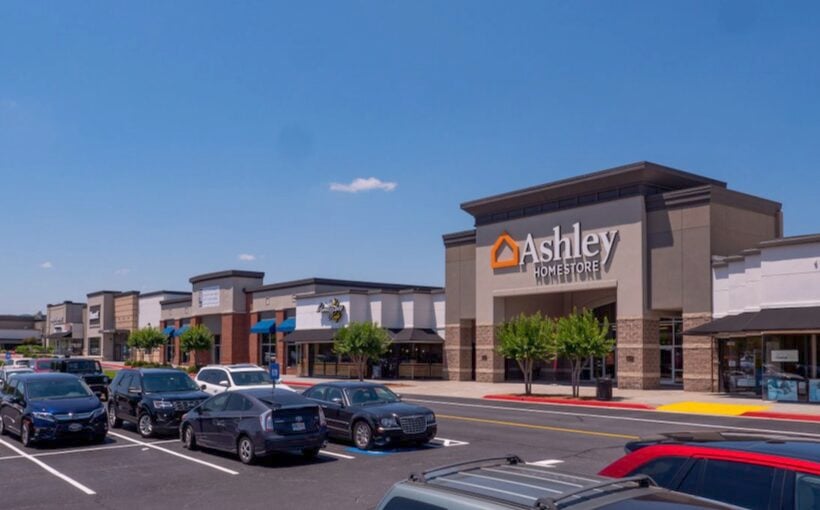 Wicker Park sells off Kennesaw retail center